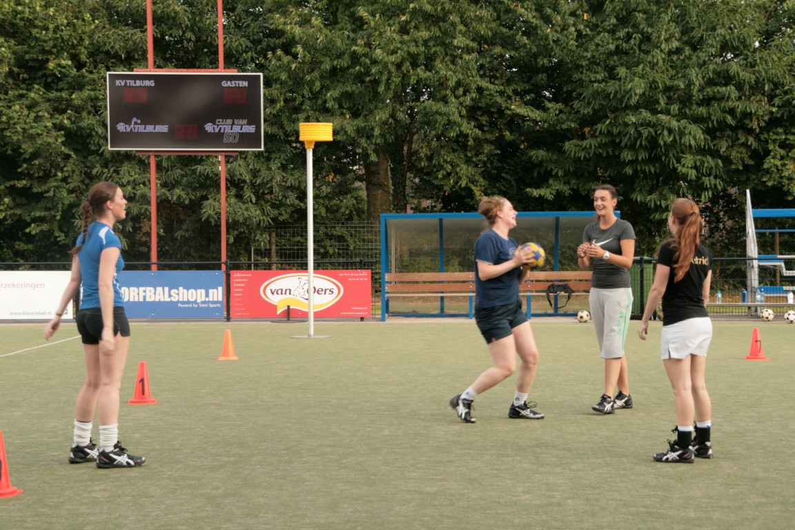 korfbal clinic en trainers 2012 004 (Medium).JPG